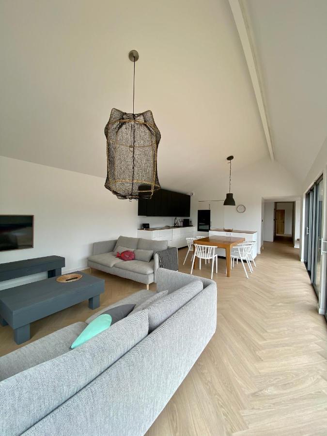 Magnifique villa avec piscine, à 5 min des plages Landunvez Esterno foto